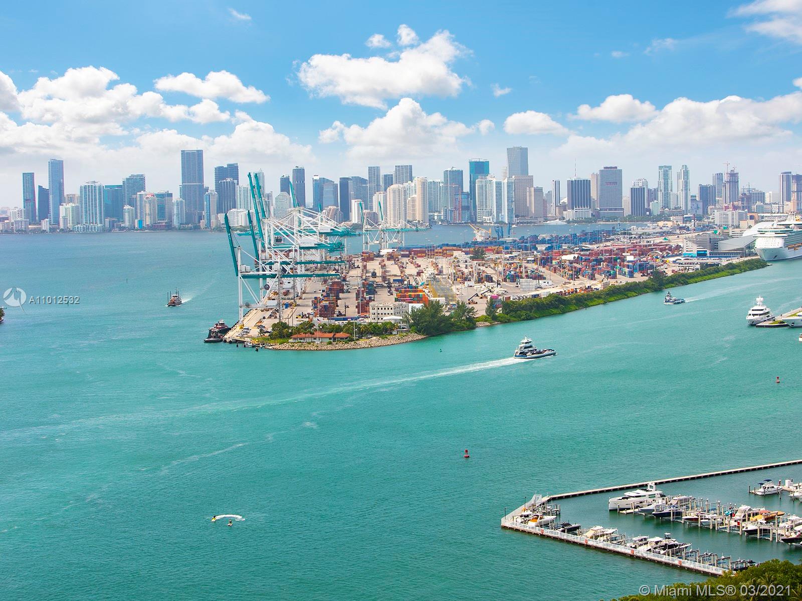 CONTINUUM SOUTH TOWER - Residential