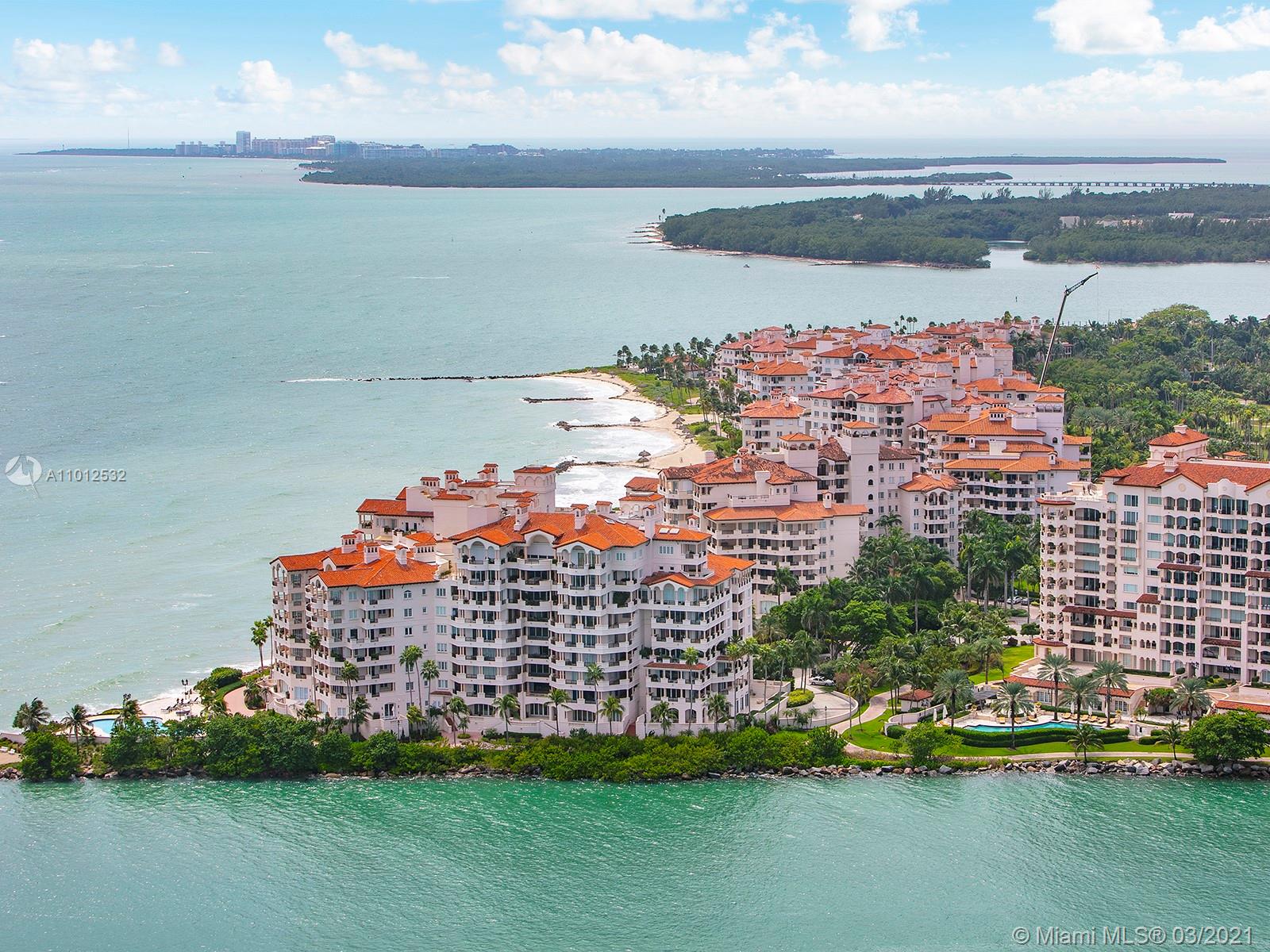 CONTINUUM SOUTH TOWER - Residential