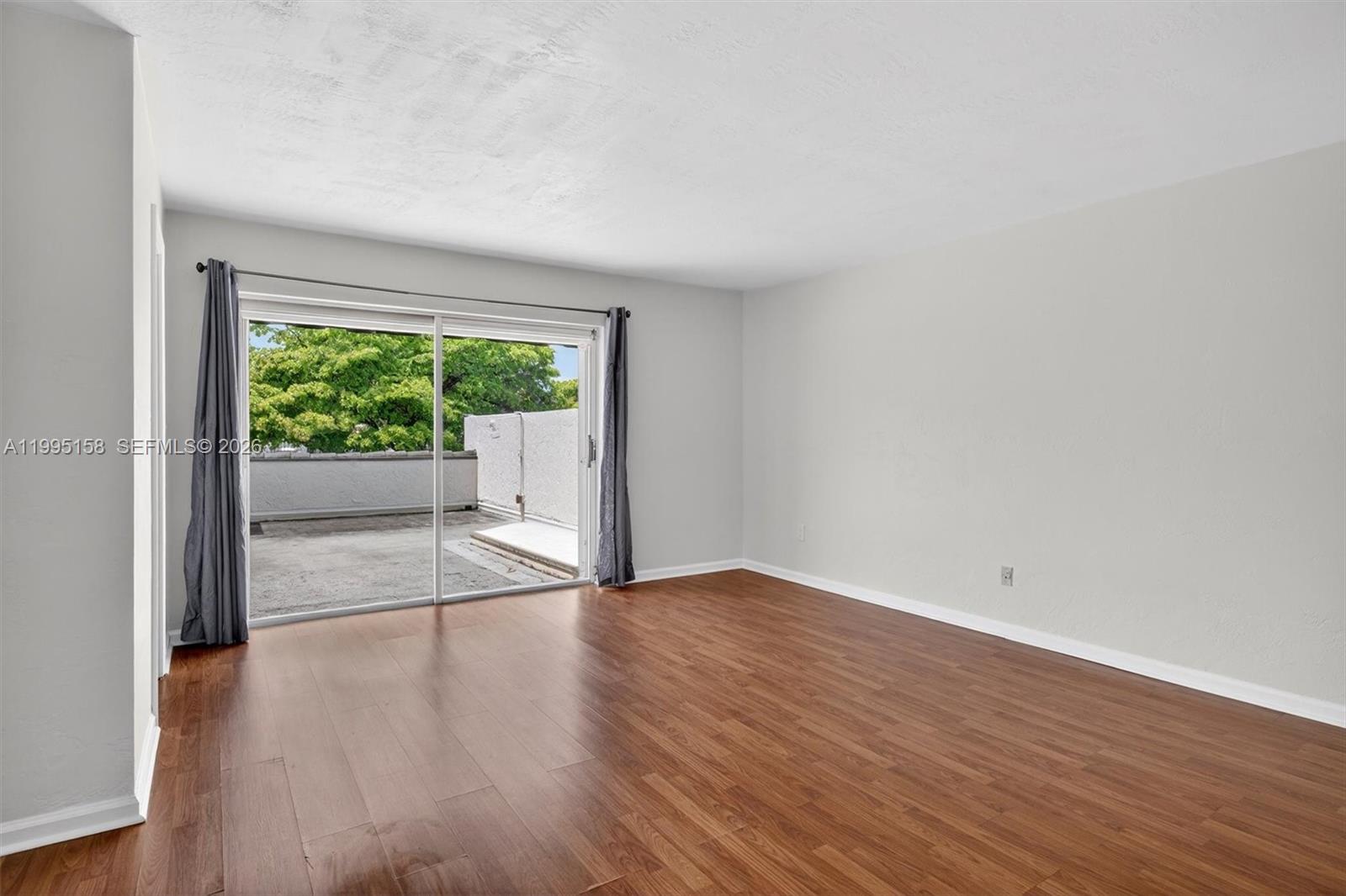 HILLTOP CONDO - Residential