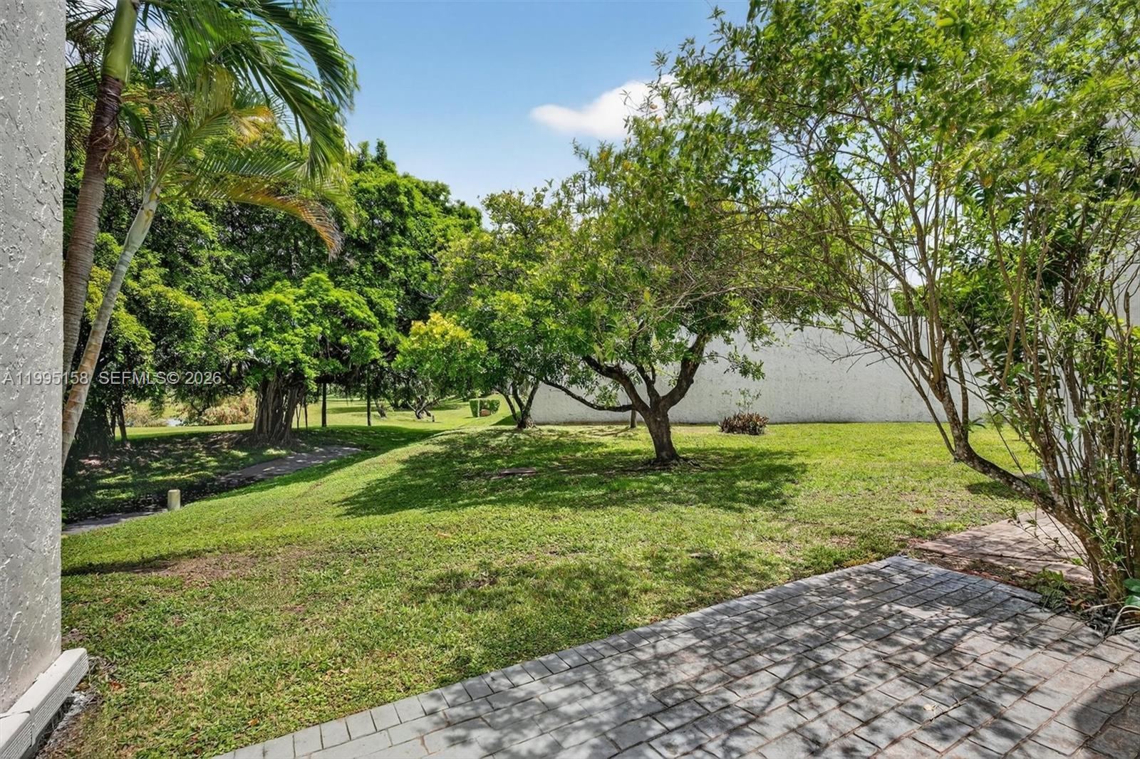 HILLTOP CONDO - Residential