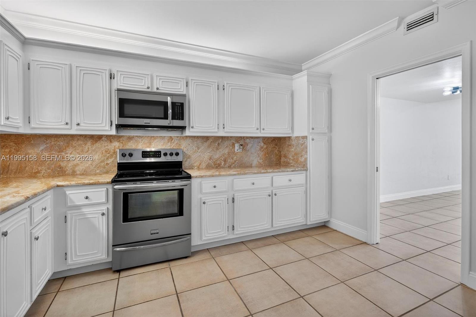 HILLTOP CONDO - Residential