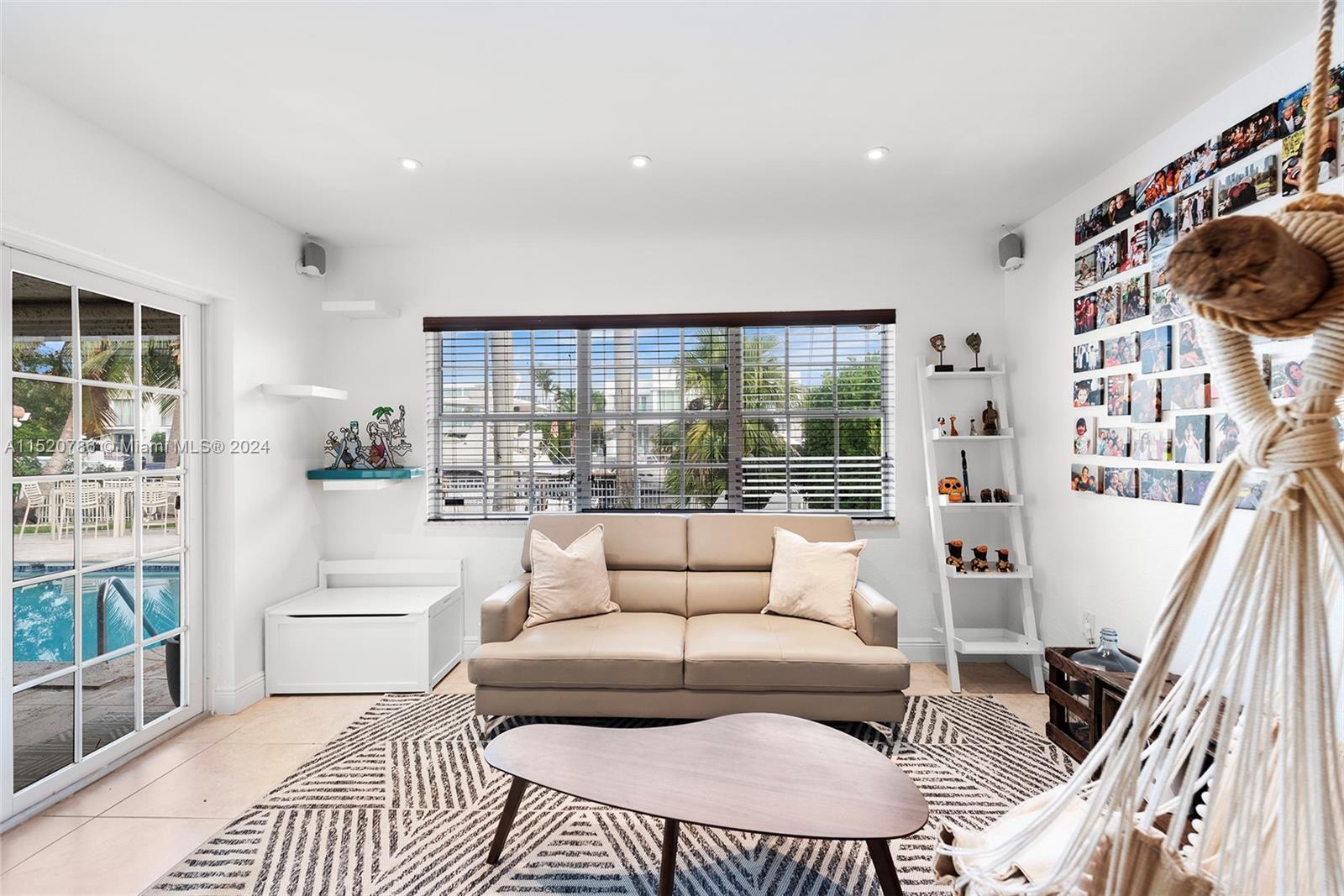 EASTERN SHORES 1ST ADDN - Residential