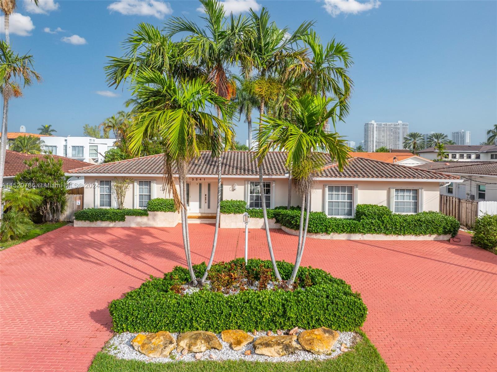 EASTERN SHORES 1ST ADDN - Residential