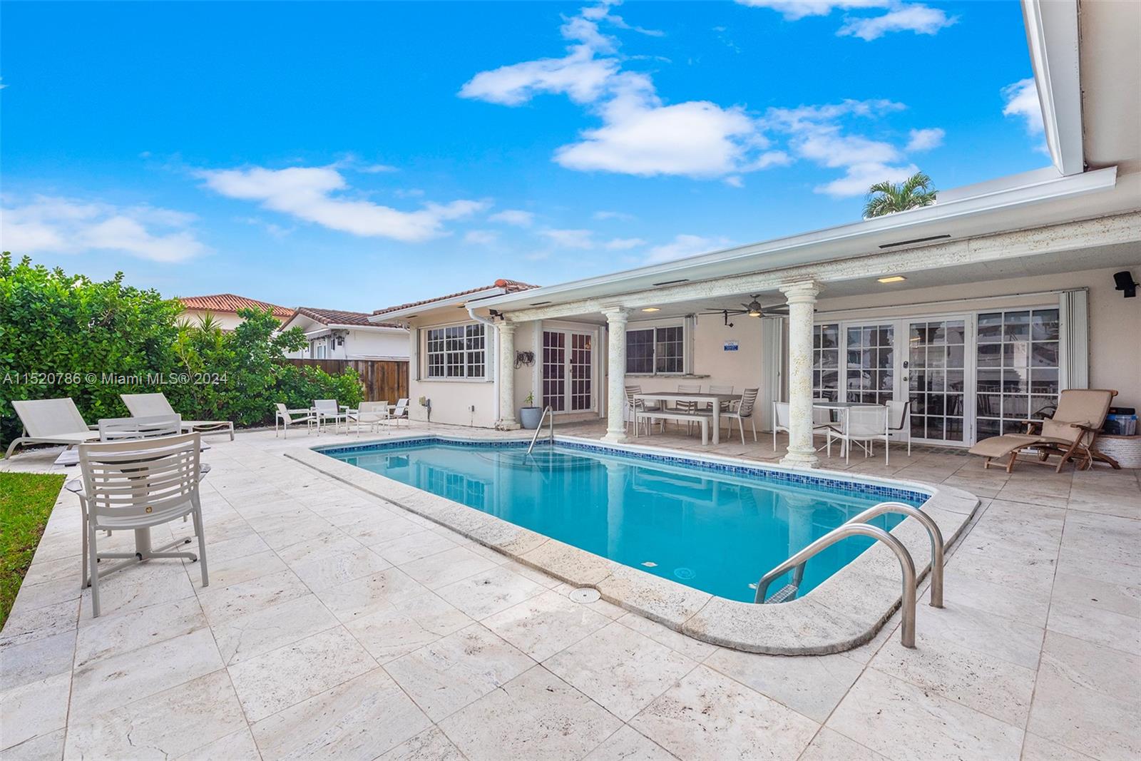 EASTERN SHORES 1ST ADDN - Residential