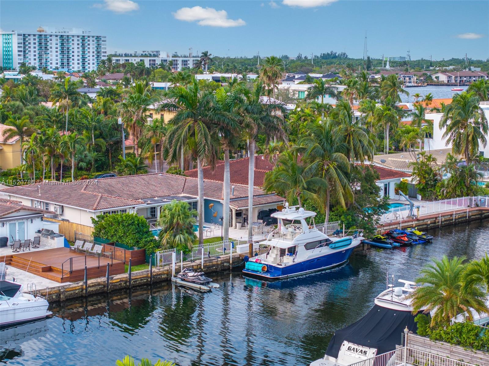 EASTERN SHORES 1ST ADDN - Residential