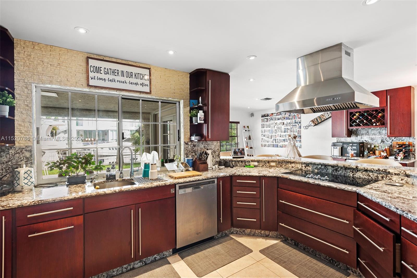 EASTERN SHORES 1ST ADDN - Residential