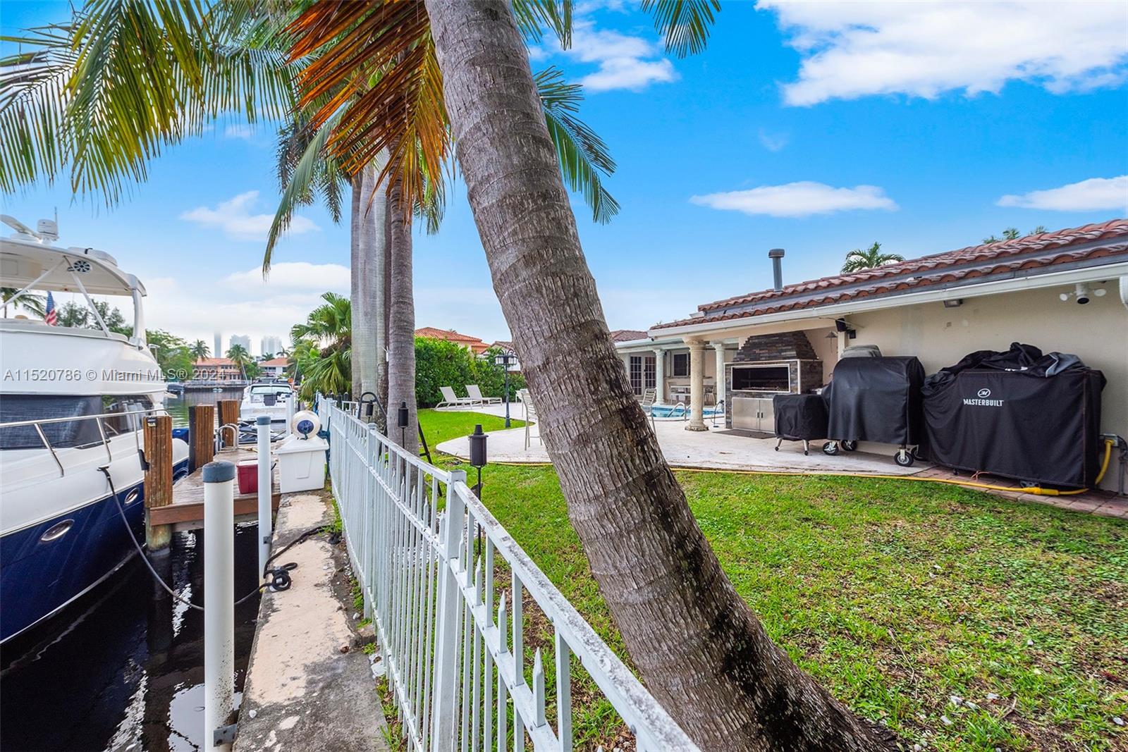 EASTERN SHORES 1ST ADDN - Residential