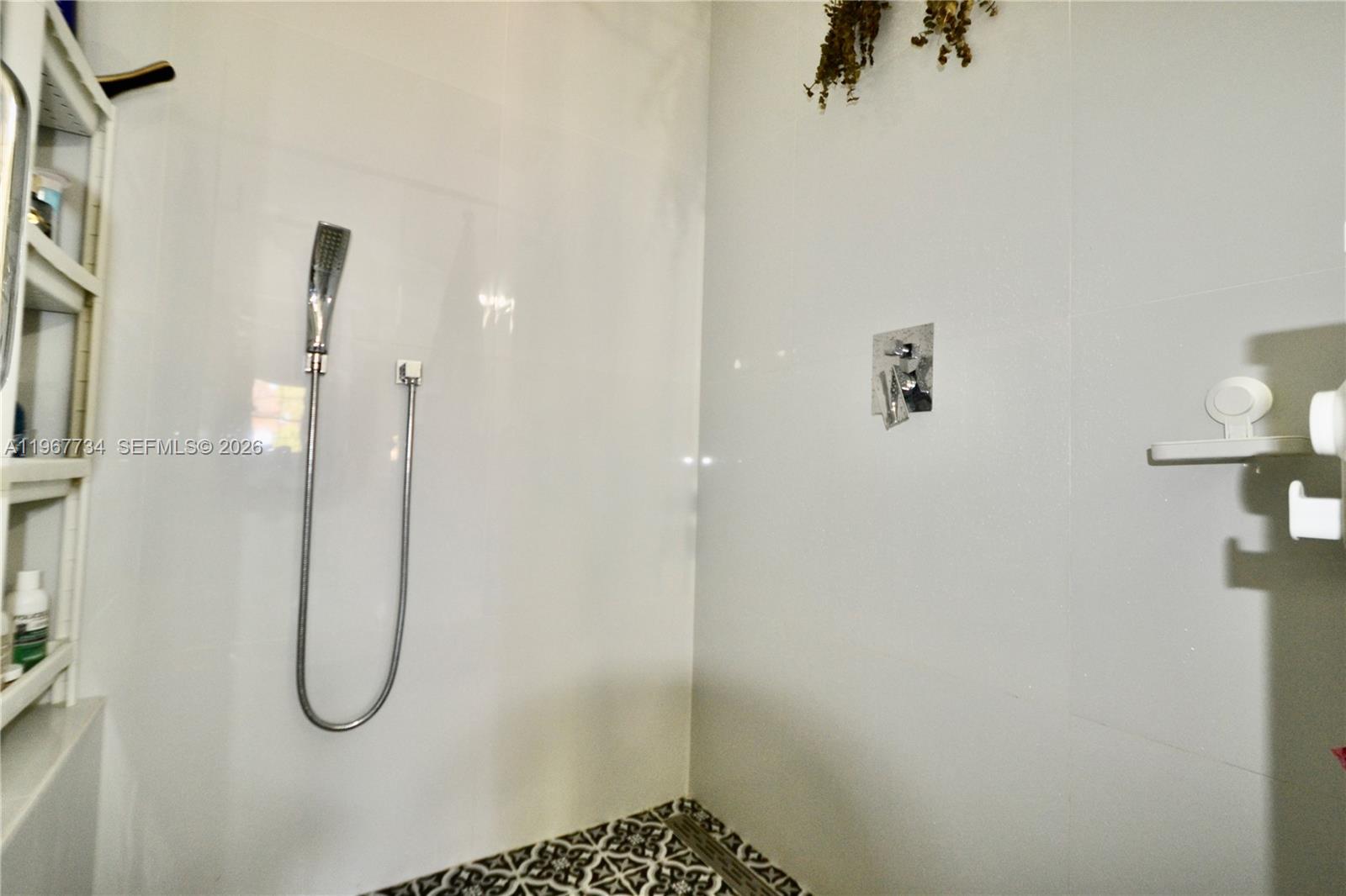 VIZCAYA AT THE HAMMOCKS 1 - Residential