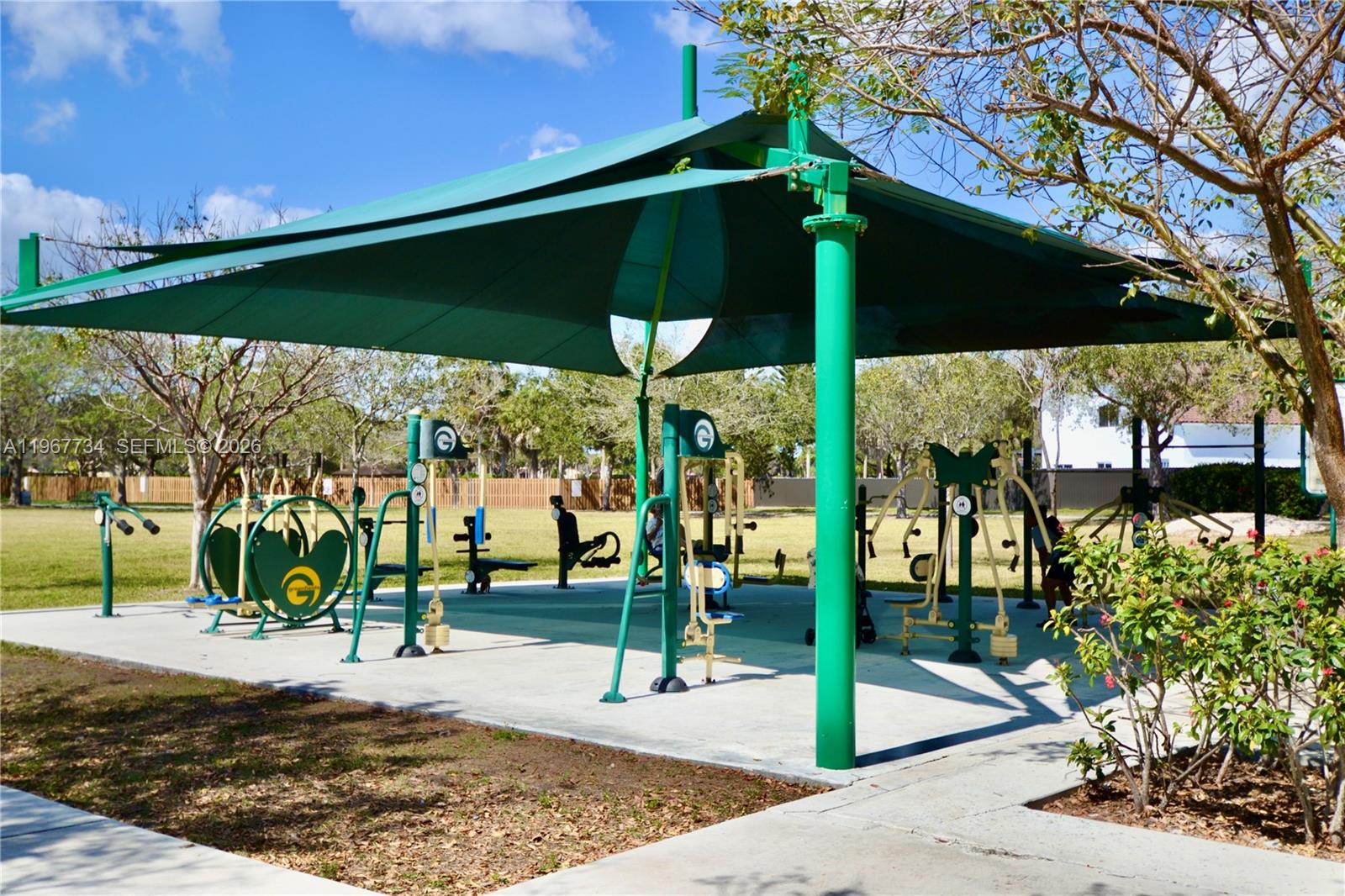 VIZCAYA AT THE HAMMOCKS 1 - Residential