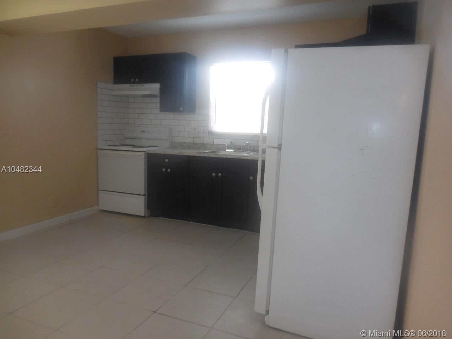 CORAL SPRINGS SUB 1 - Residential Lease