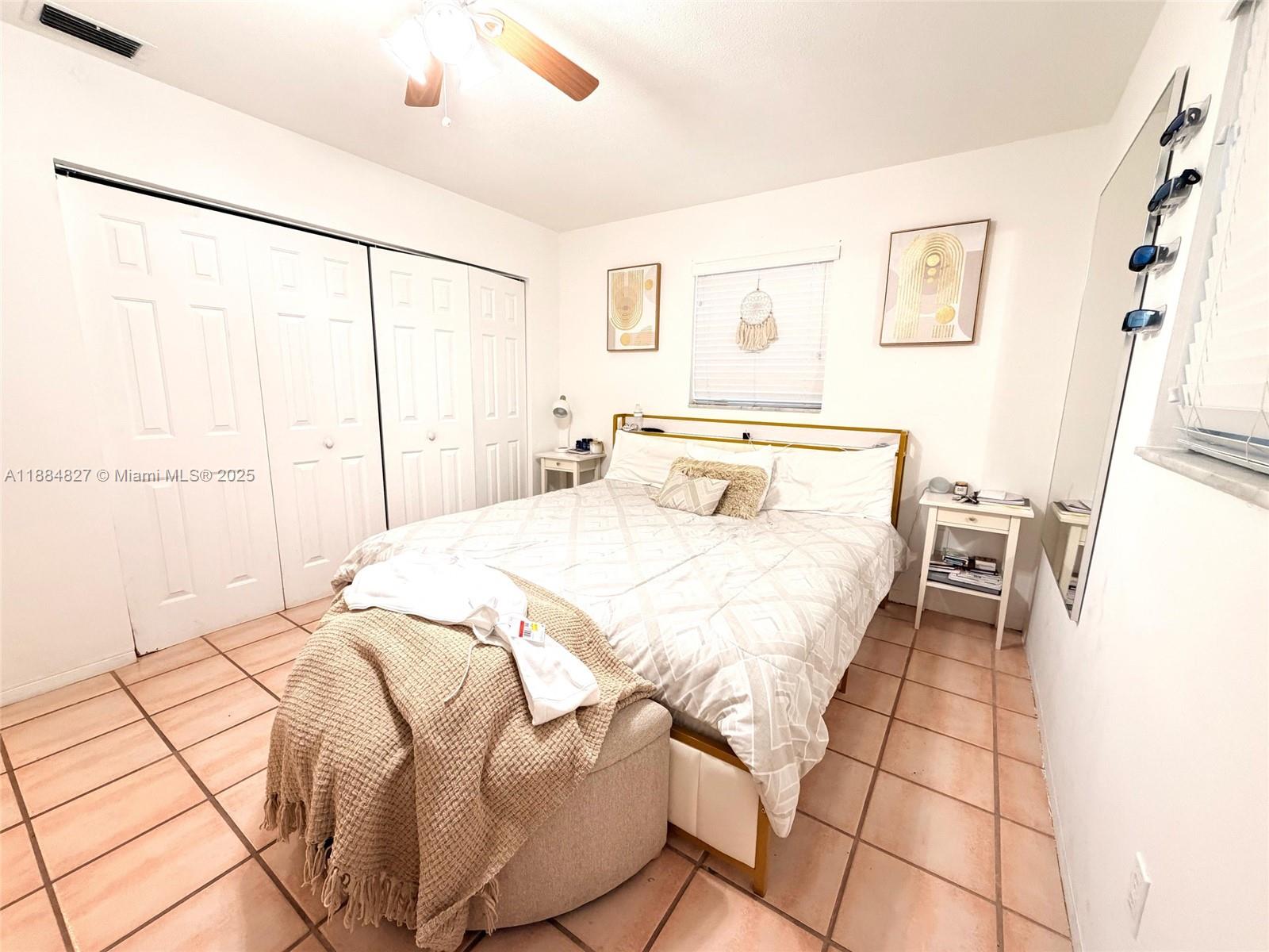 DANIA HIGHLANDS - Residential