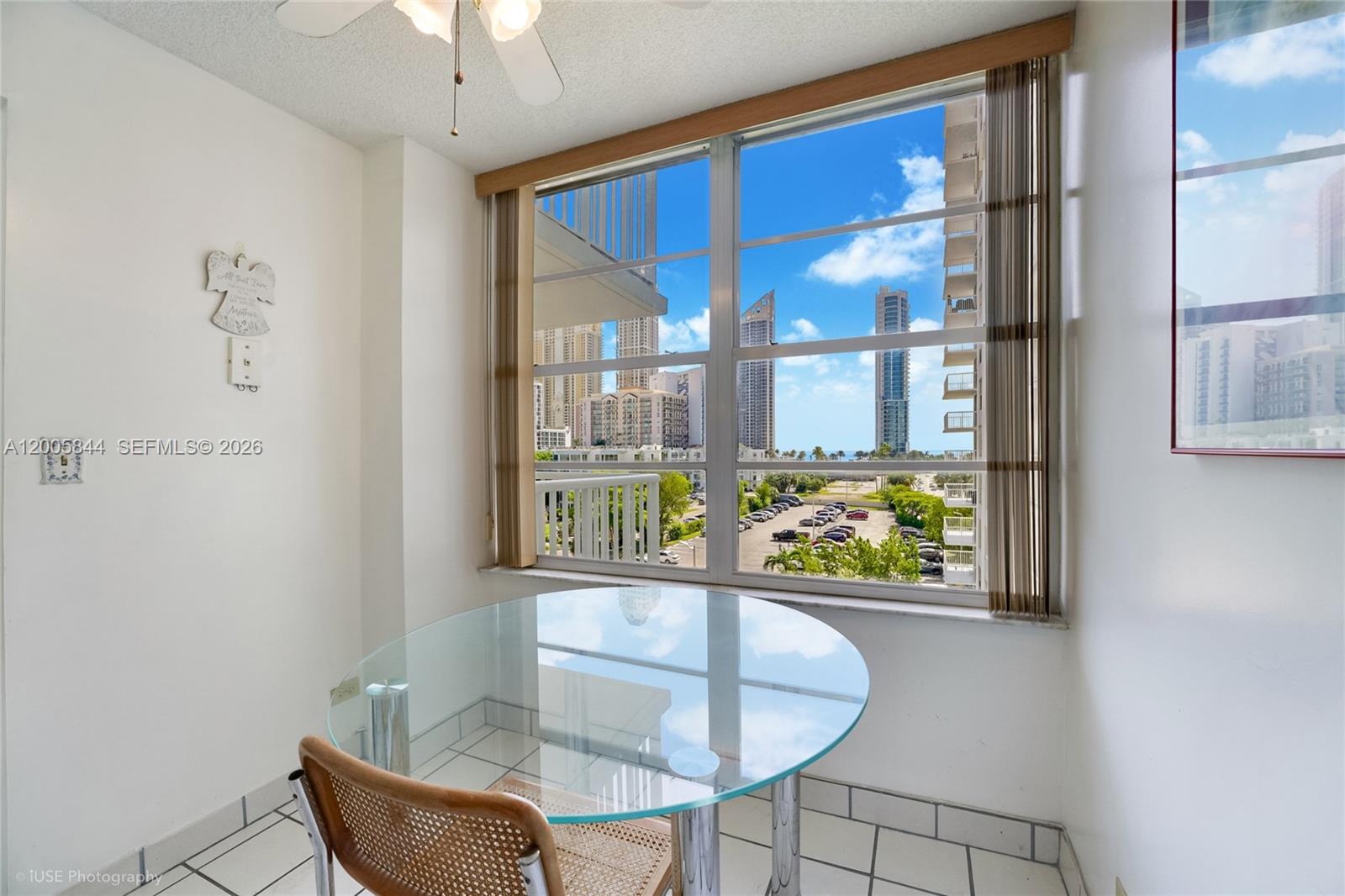 WINSTON TOWERS 400 CONDO - Residential