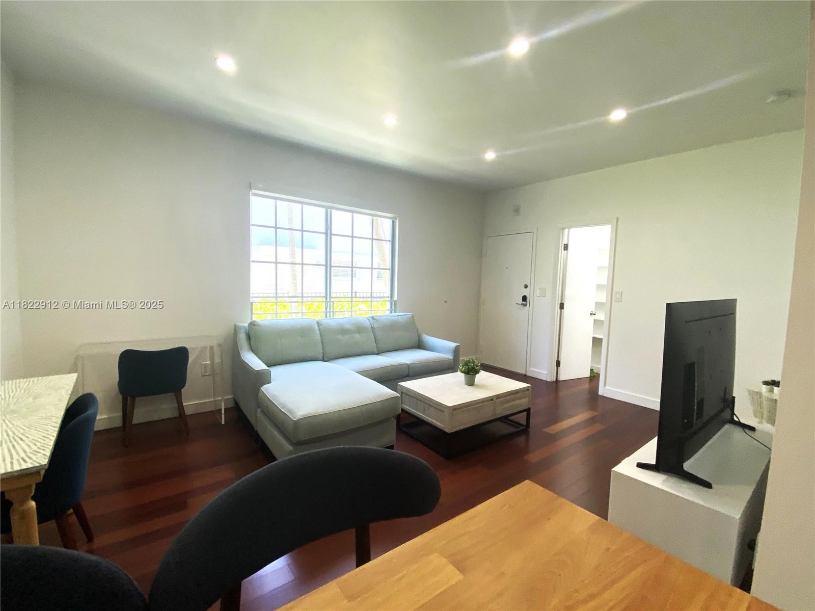 815 Euclid Ave 2