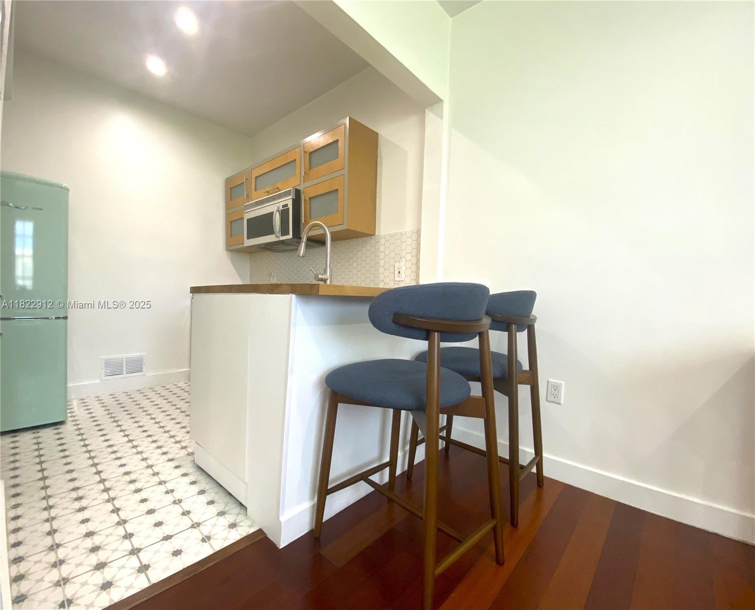 815 Euclid Ave 2