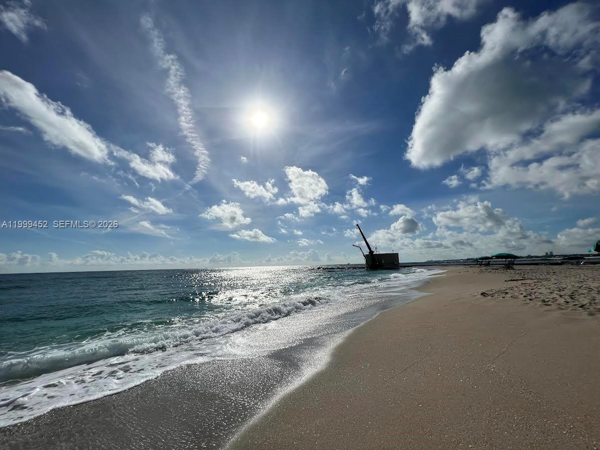 PALM BEACH SHORES - Residential
