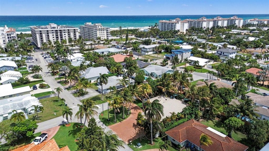 Photo of 200 Blossom Ln, Palm Beach Shores, FL 33404 (MLS # A11999452)