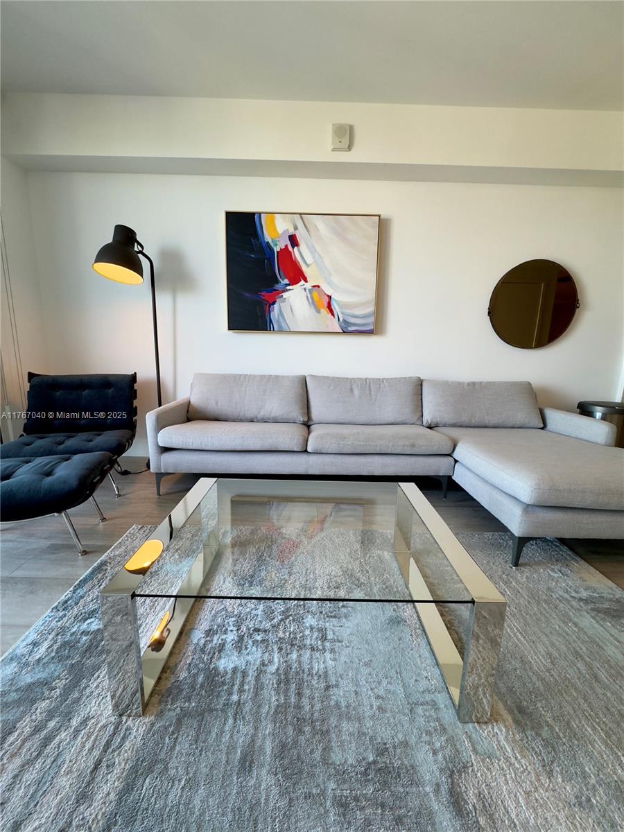 3401 MIDTOWN CONDO - Residential Lease