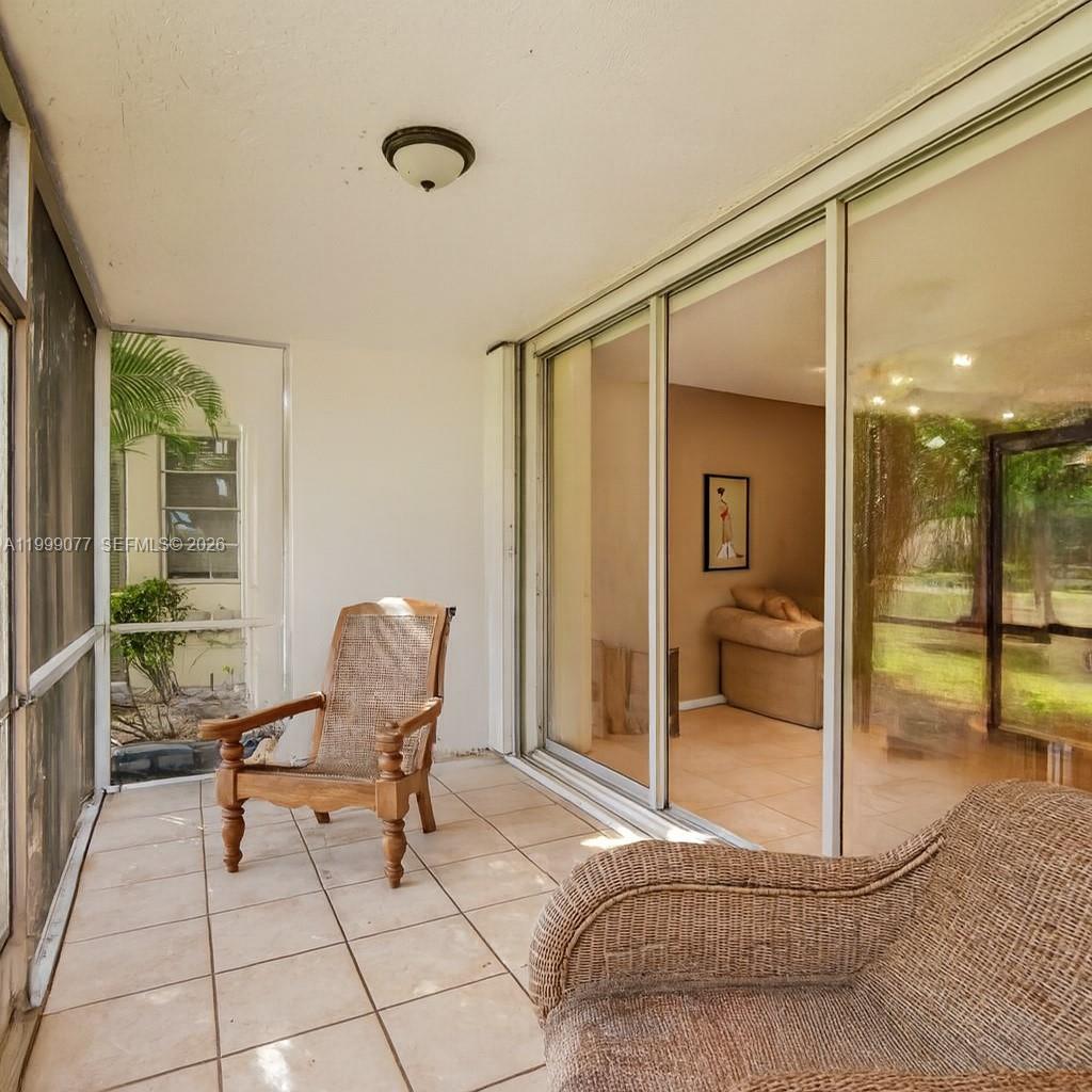 NO 95 PALM-AIRE COUNTRY C - Residential