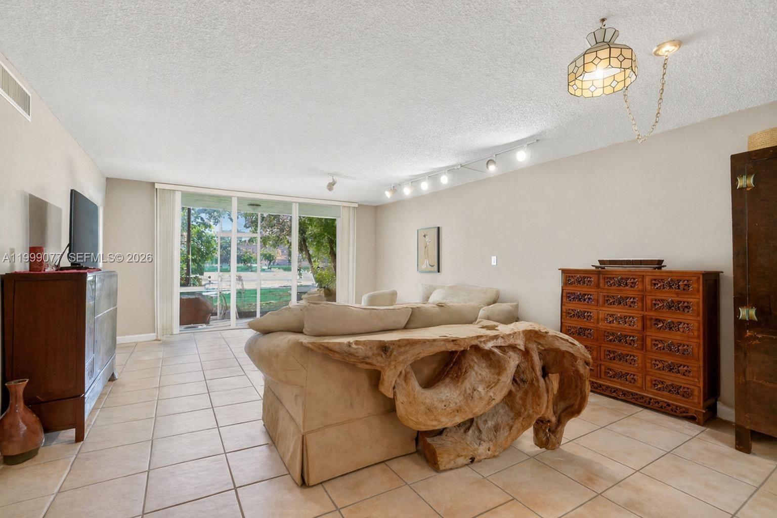 NO 95 PALM-AIRE COUNTRY C - Residential