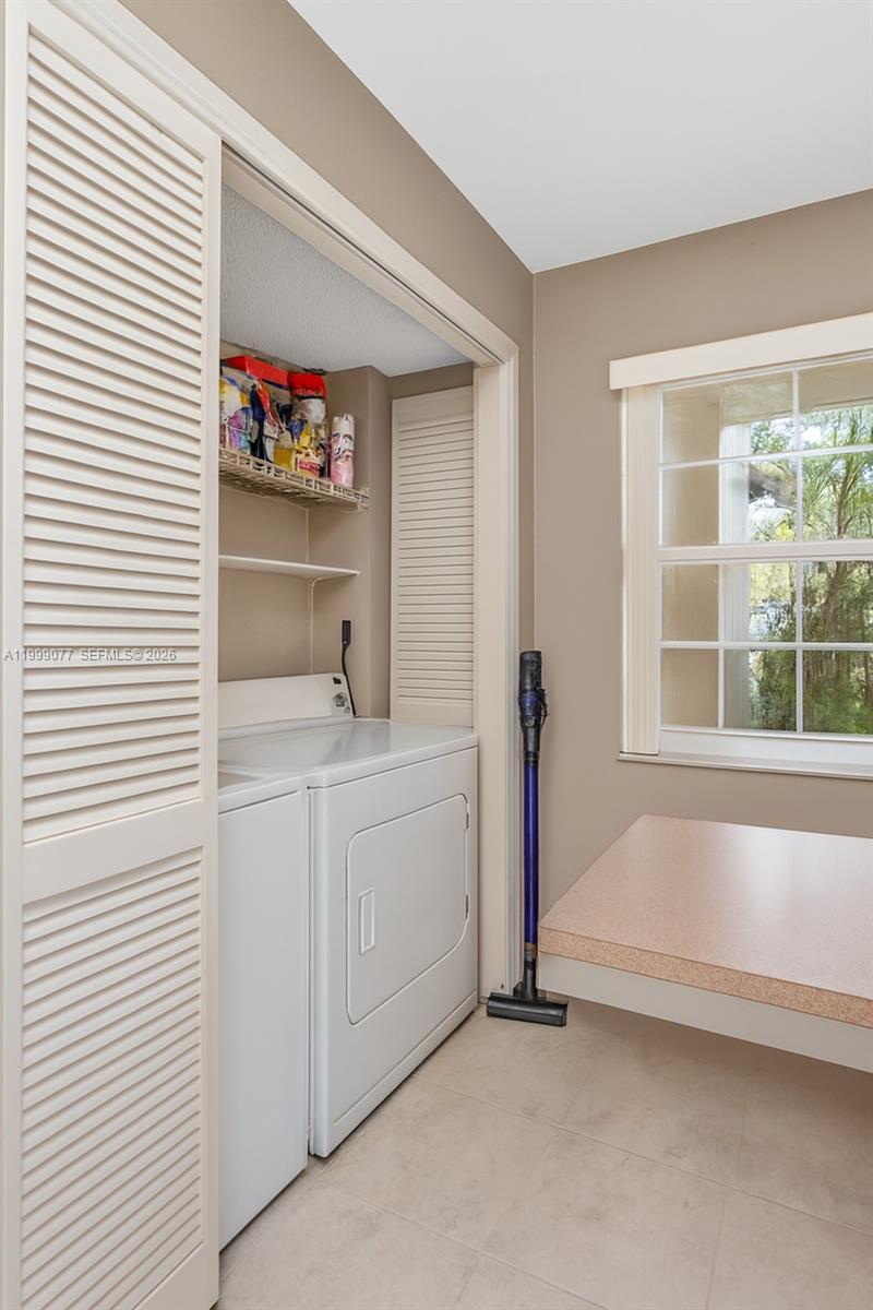 NO 95 PALM-AIRE COUNTRY C - Residential