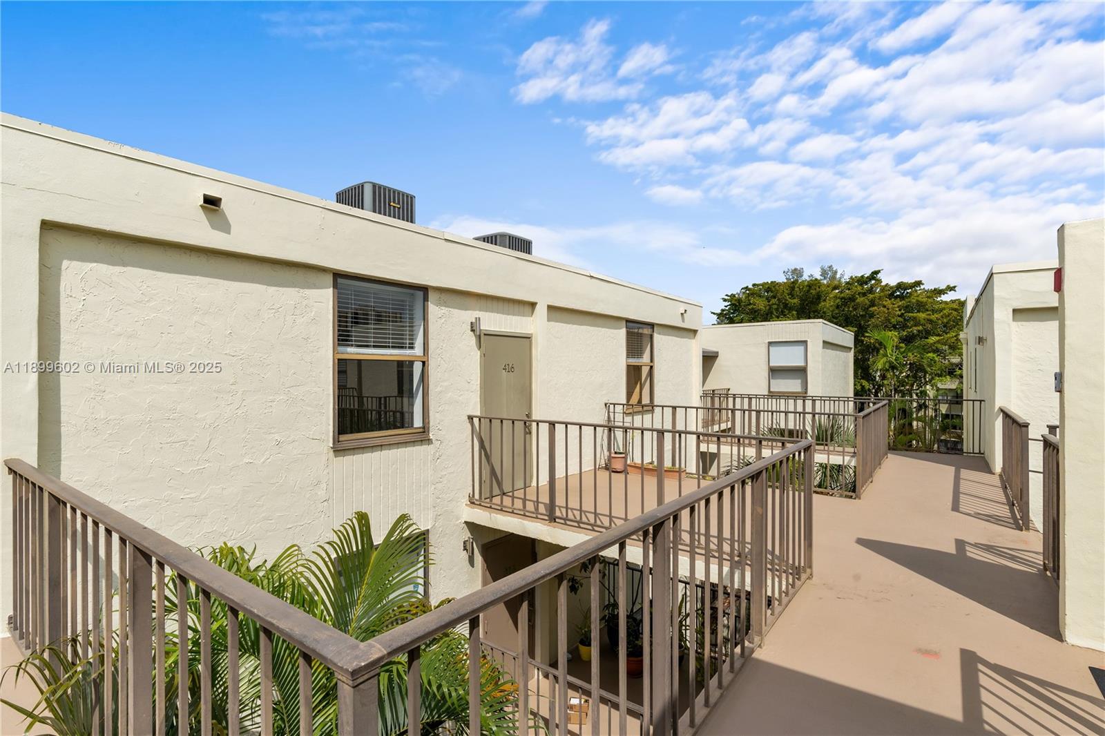 VILLA DORADA CONDO NO 2 - Residential