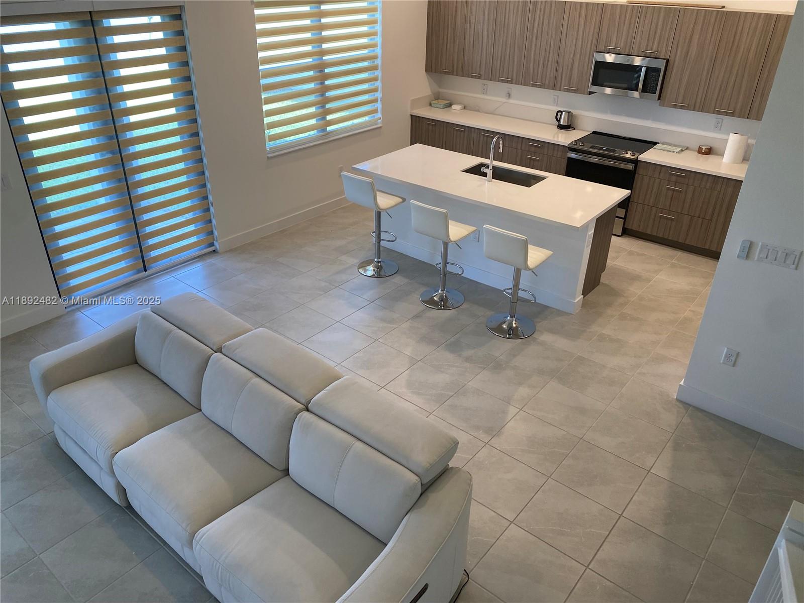 TUSCAN ISLES - Residential Lease