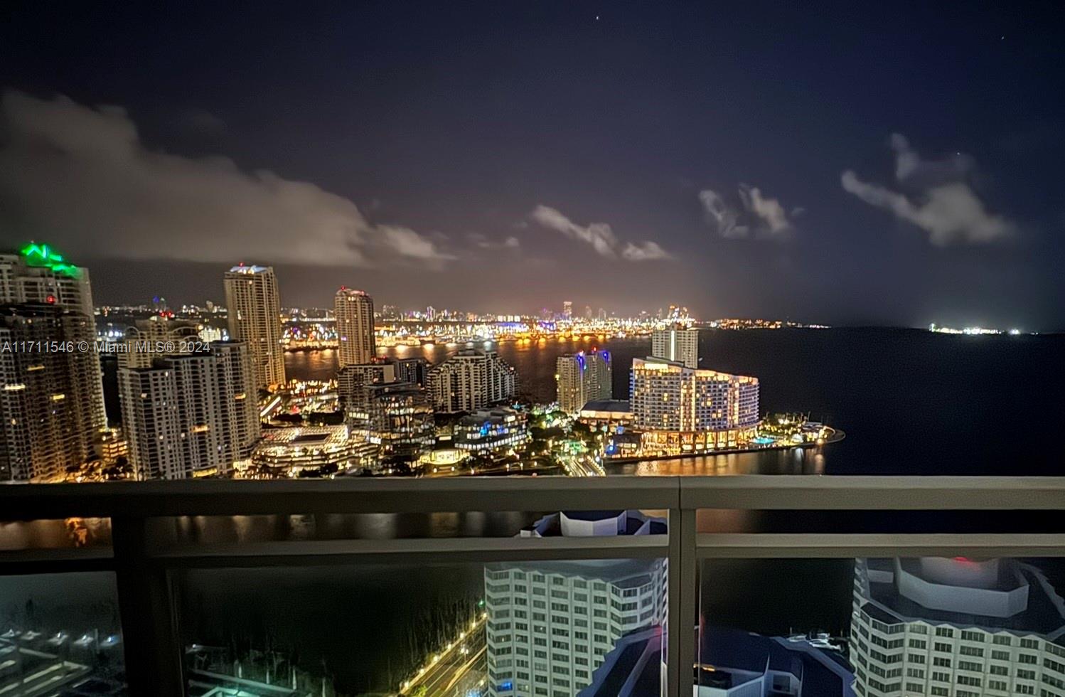 THE PLAZA 851 BRICKELL CO - Residential