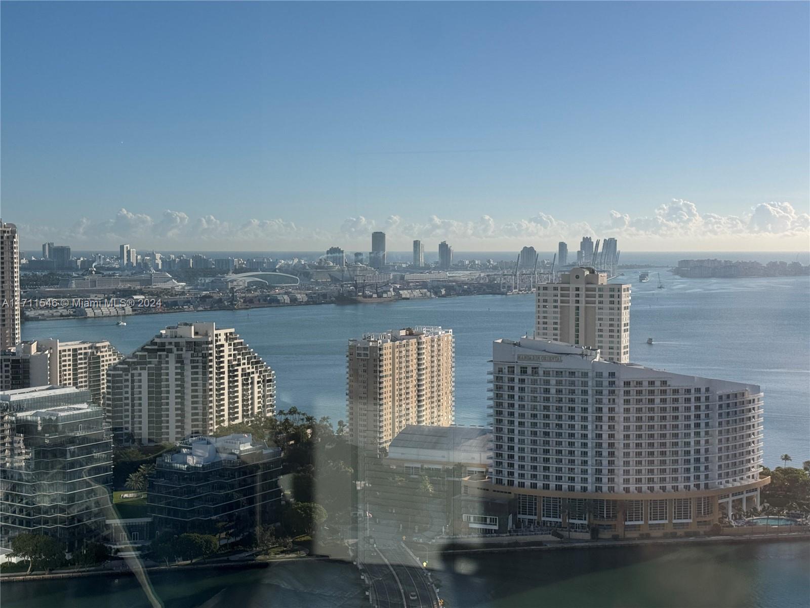 THE PLAZA 851 BRICKELL CO - Residential