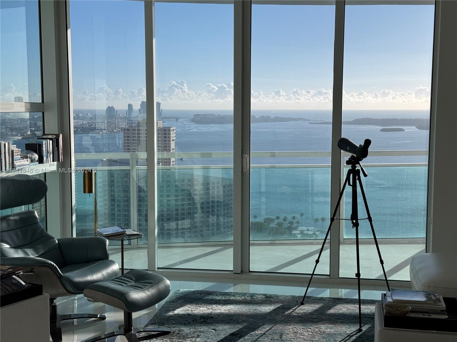 THE PLAZA 851 BRICKELL CO - Residential