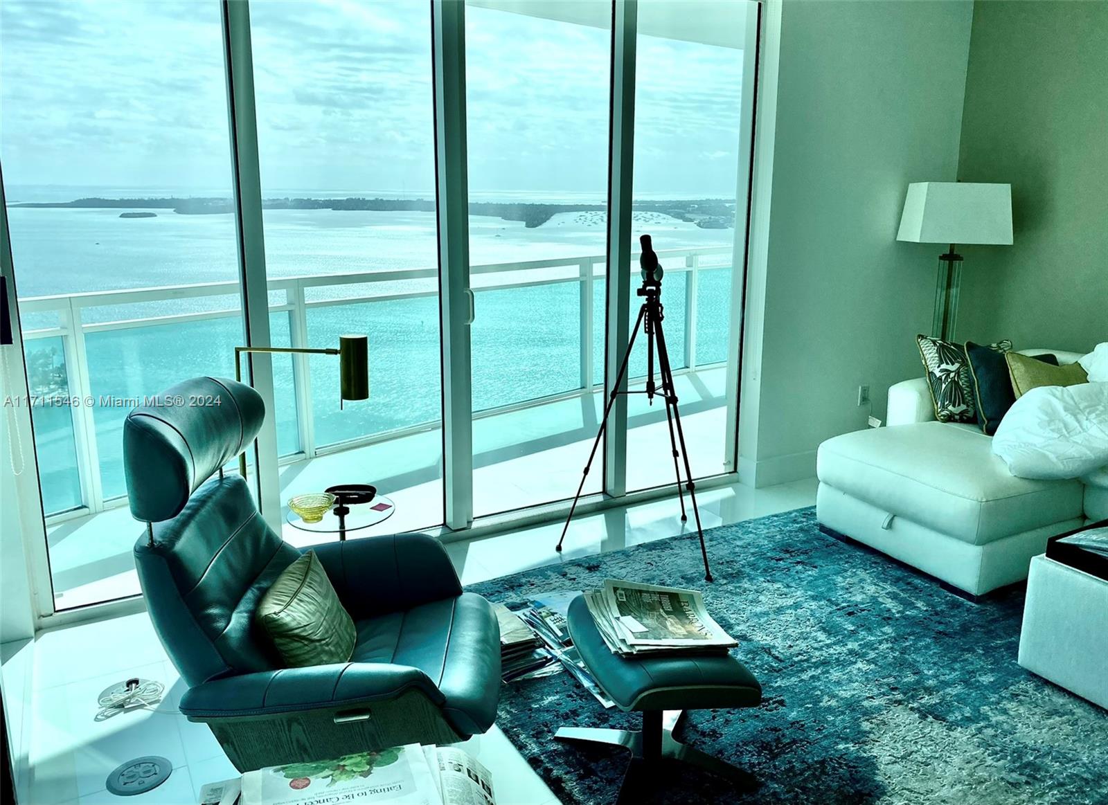 THE PLAZA 851 BRICKELL CO - Residential