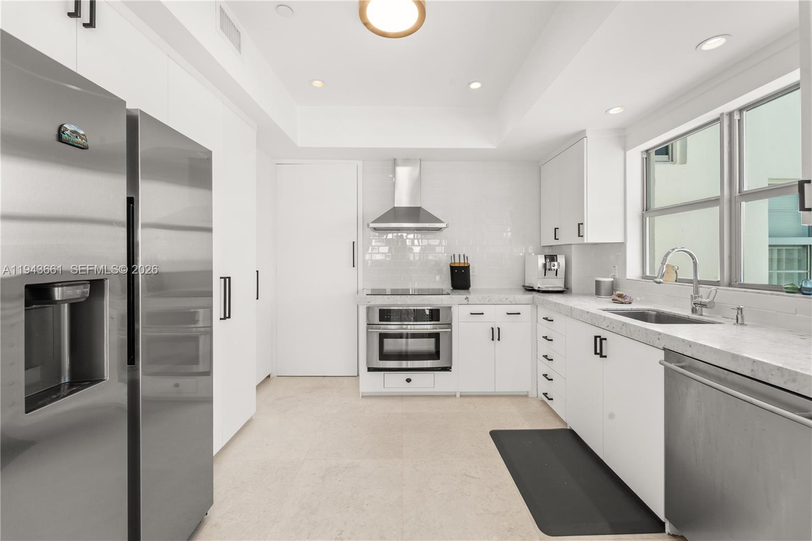 BELLE TOWERS CONDO - Residential