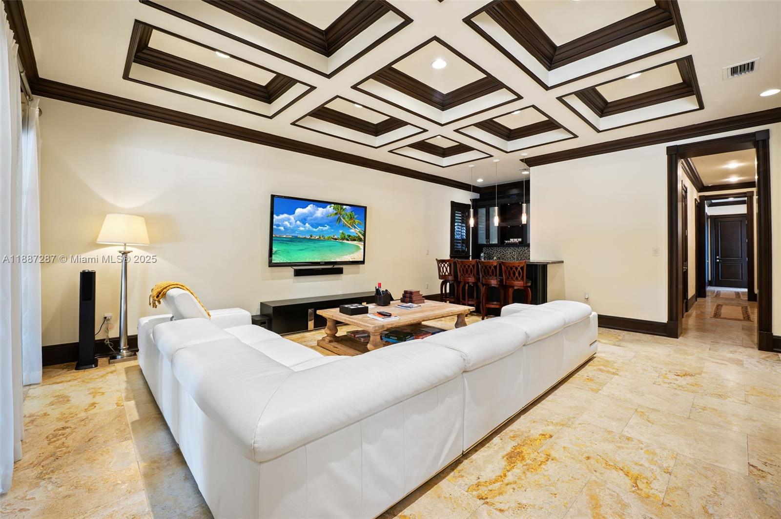 MARTIN SUBURBAN ACRES - Residential