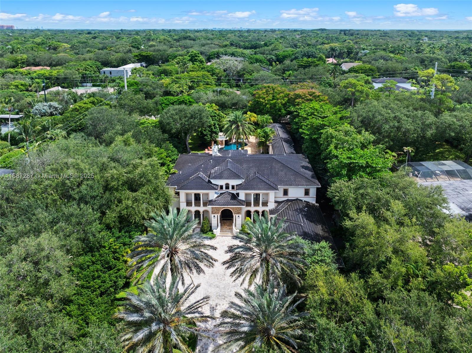 View photos, virtual tours, details... 9601 SW 60 CT