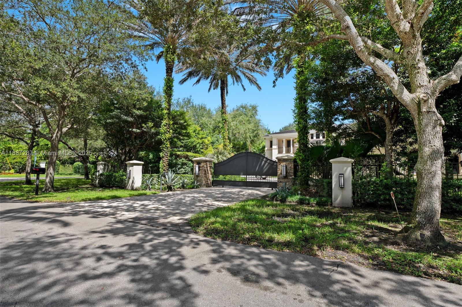 View photos, virtual tours, details... 9601 SW 60 CT