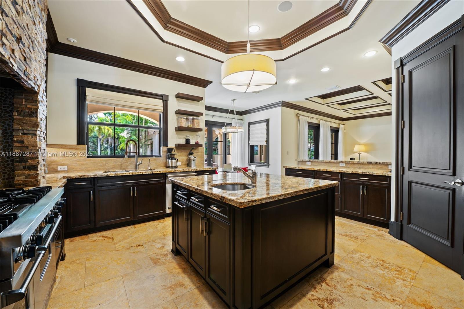 MARTIN SUBURBAN ACRES - Residential
