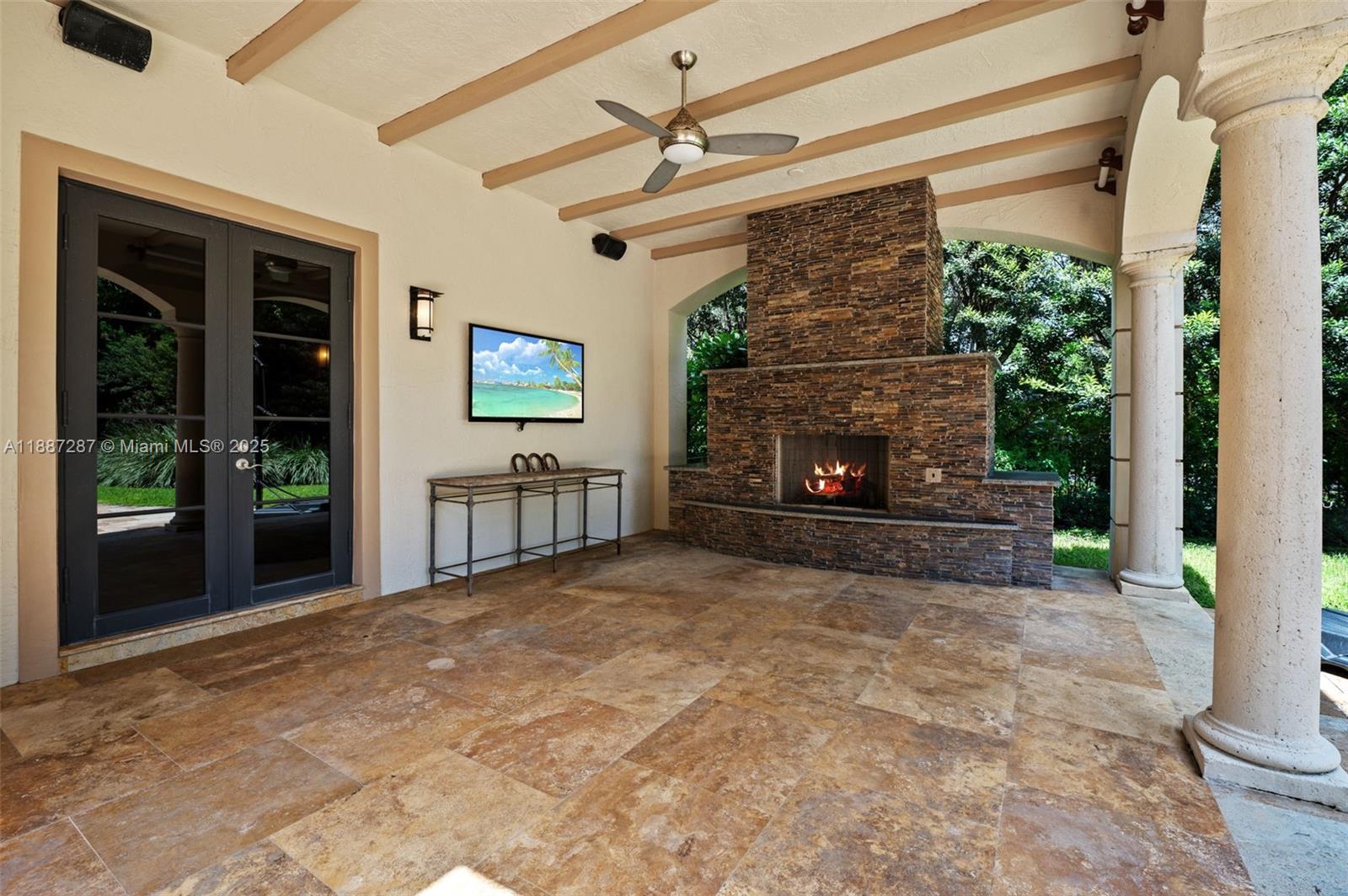 MARTIN SUBURBAN ACRES - Residential