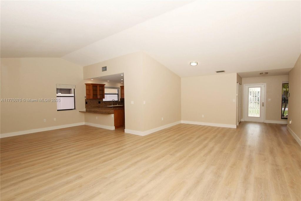 listing image 57