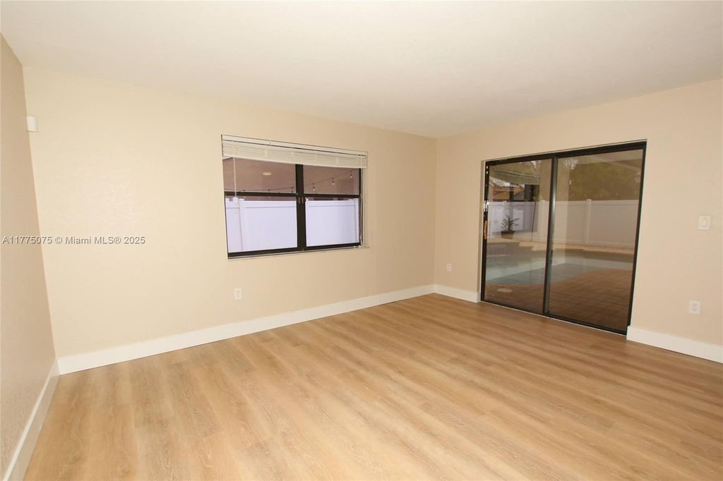 listing image 54