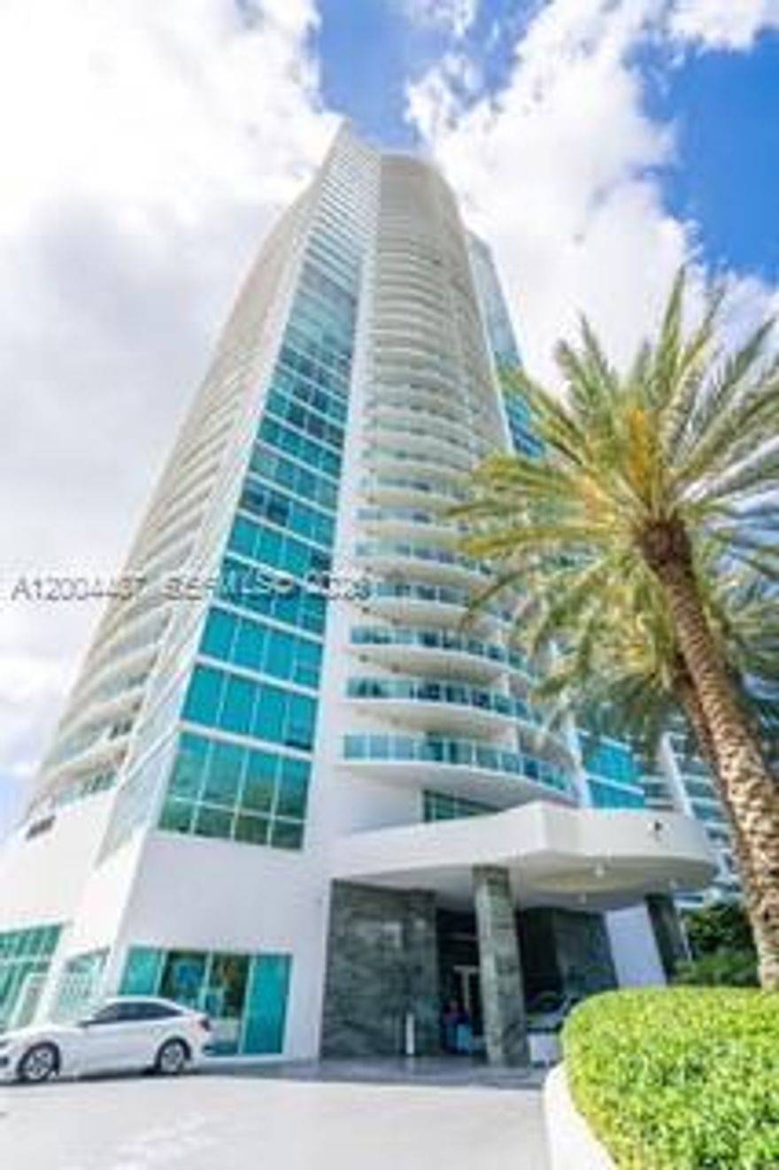 EXCLUSIVE CORNER UNIT IN SKYLINE ON BRICKELL’S MOST SOUGHT-AFTER 06 LINE — RARELY AVAILABLE! ENJOY STUNNING DIRECT BAY VIEWS THROUGH FLOOR-TO-CEILING WINDOWS. FEATURES AN ITALIAN KITCHEN WITH ALL WHITE COUNTERTOPS, MARBLE FLOORS, UPDATED APPLIANCES, AND 2 SPACIOUS WALK-IN CLOSETS IN THE MASTER SUITE. THIS UNIT ALSO COMES WITH A STORAGE UNIT WITH AC WHICH IS RARE, AN ASSIGNED PARKING ON THE FIRST FLOOR NEXT TO THE ELEVATOR, ELECTRICAL BLINDS AND SHADES IN THE BEDROOMS AND A TANKLESS WATER HEATER. SKYLINE OFFERS LUXURY AMENITIES INCLUDING A PRIVATE MARINA, WATERFRONT POOL, FULL GYM, SPA, SOCIAL LOUNGE, TENNIS COURT, 24-HOUR CONCIERGE AND VALET PARKING SERVICE. A TRUE GEM IN THE HEART OF BRICKELL!