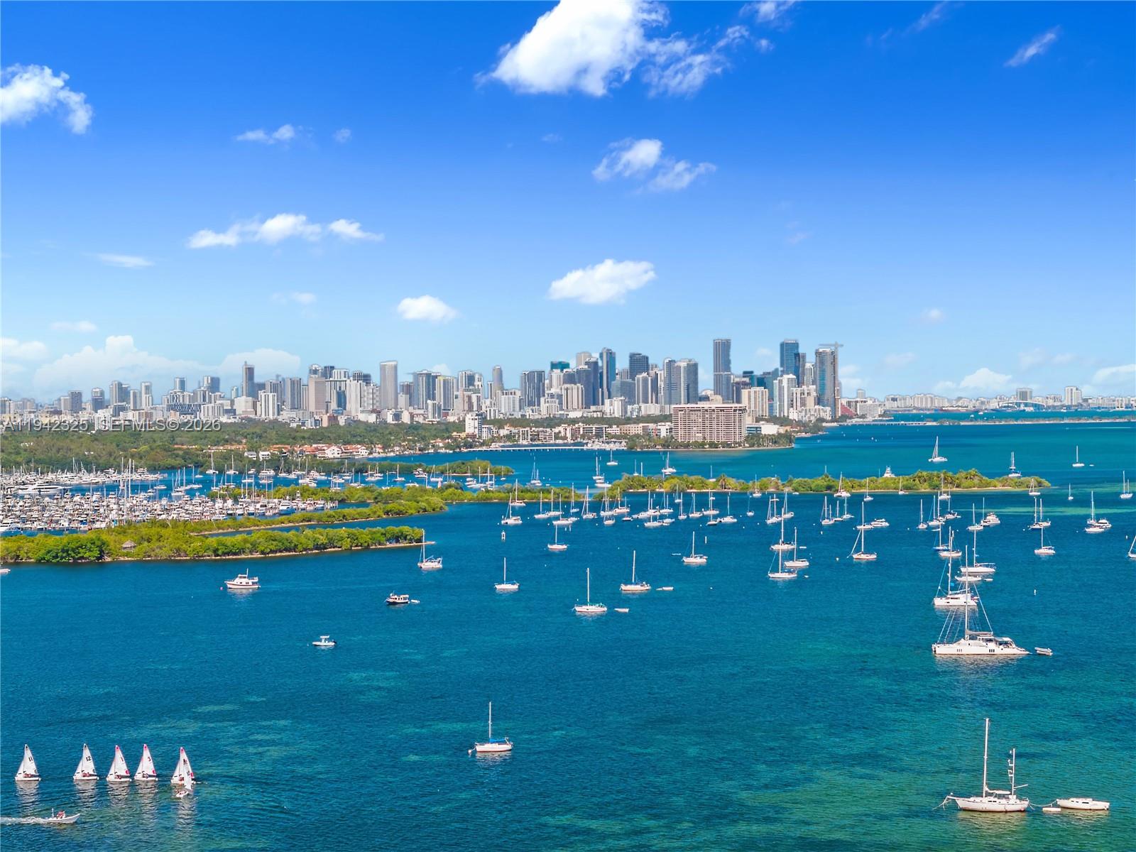 FOUR WAY LODGE - Residential