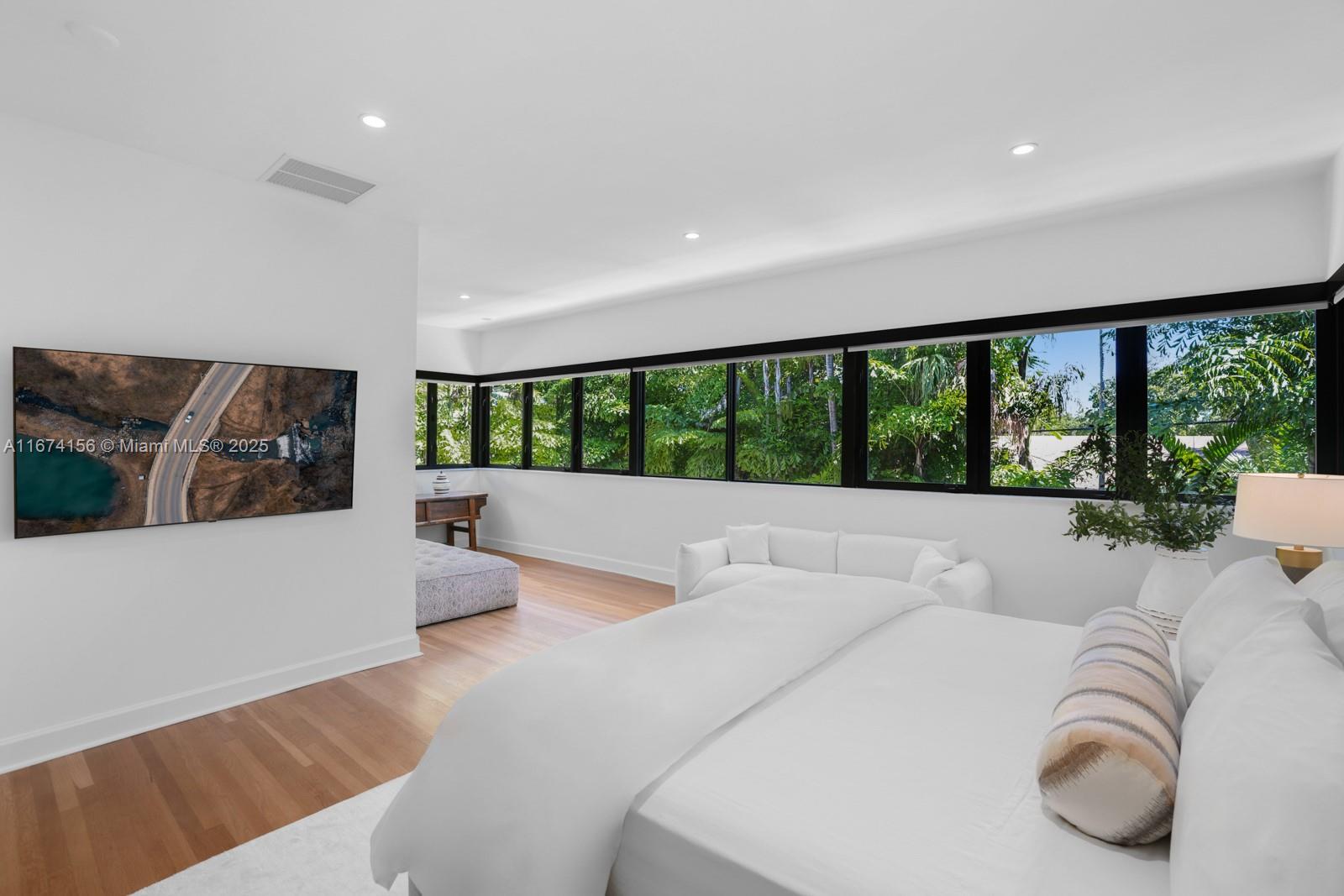 LA GORCE GOLF SUB - Residential