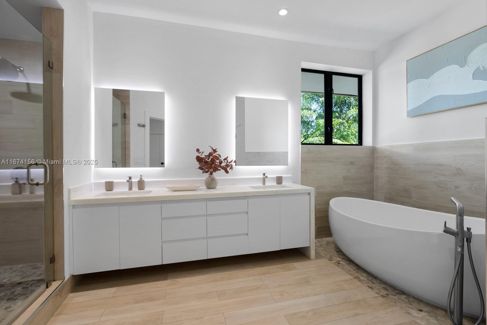 LA GORCE GOLF SUB - Residential