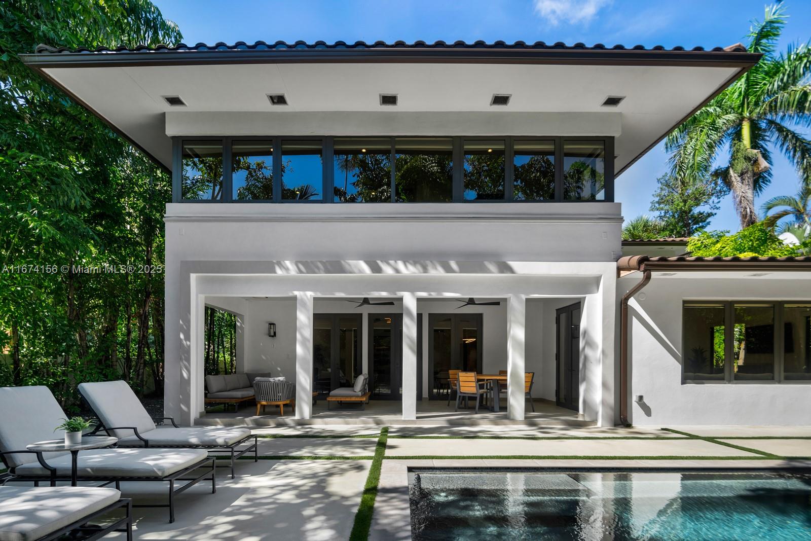 Property for Sale at 5735 N Bay Rd, Miami Beach, Miami-Dade County, Florida - Bedrooms: 5 
Bathrooms: 5  - $5,995,000