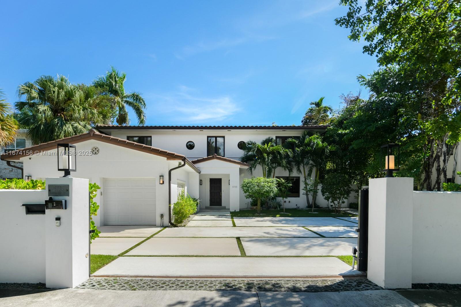 LA GORCE GOLF SUB - Residential