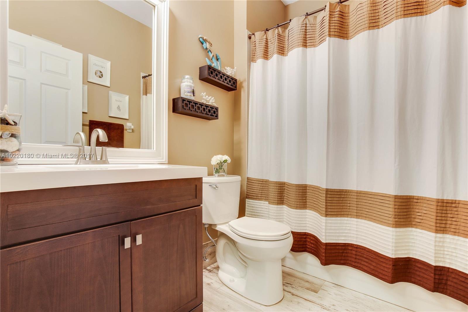 Cocobay 160-6 B - Residential