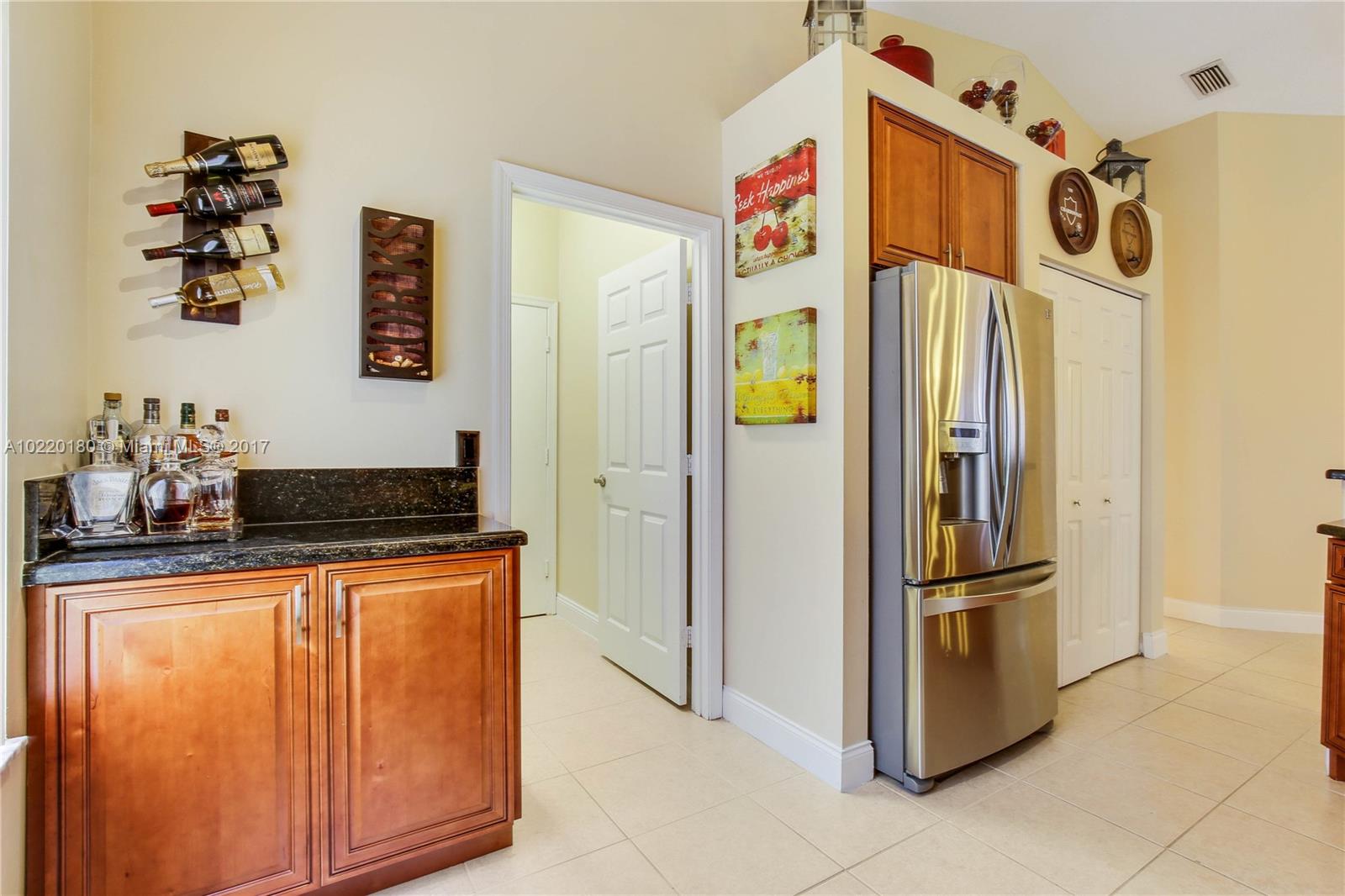 Cocobay 160-6 B - Residential