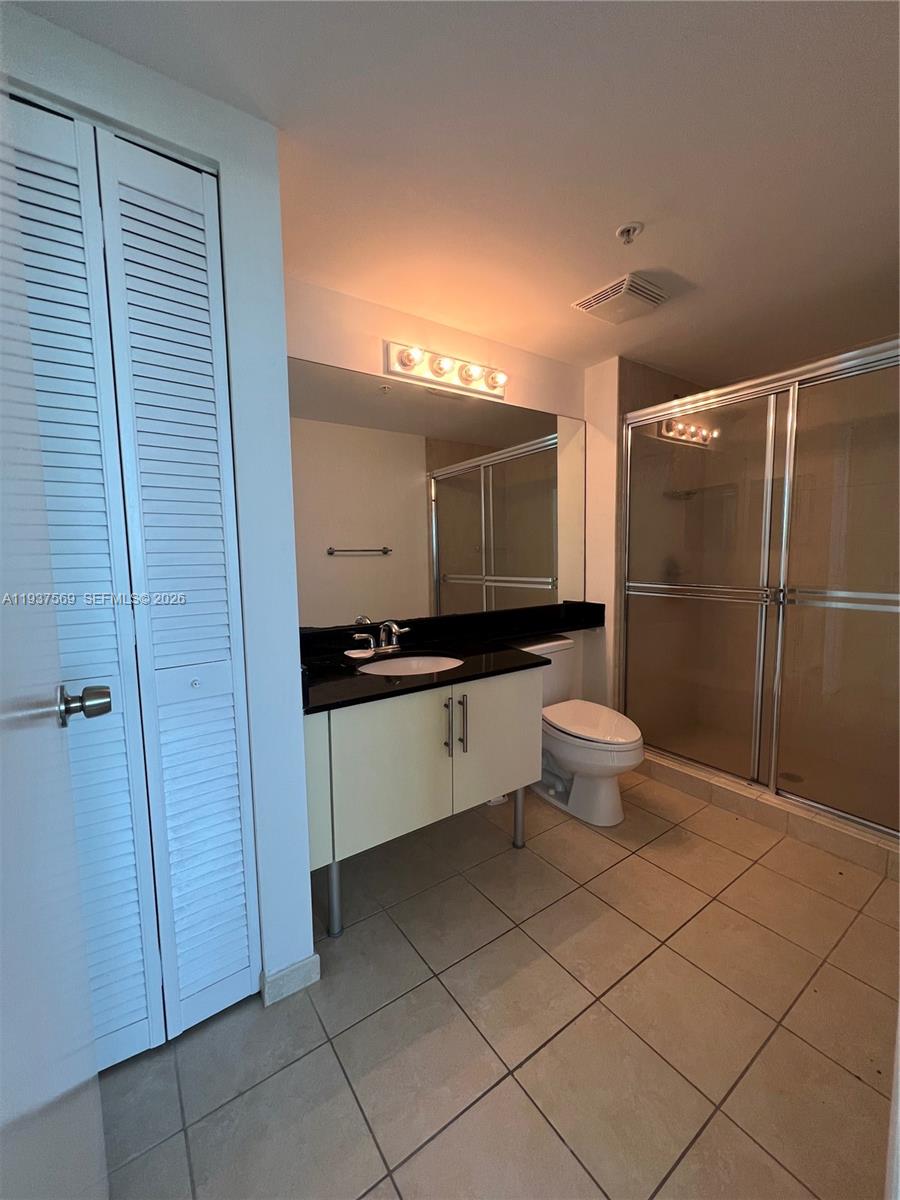BRICKELL ON THE RIVER N T - Residential Lease