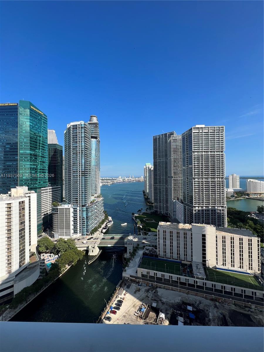 BRICKELL ON THE RIVER N T - Residential Lease