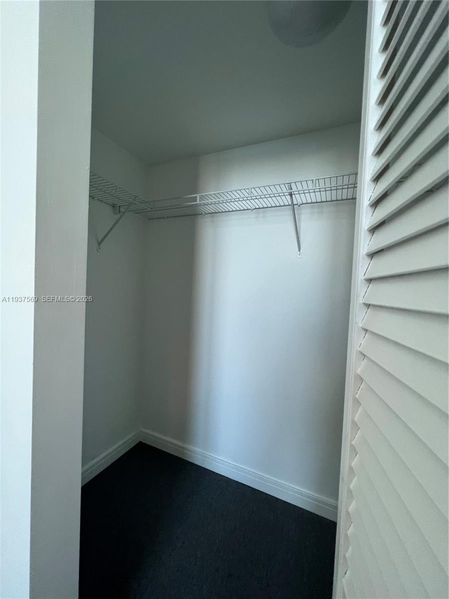 BRICKELL ON THE RIVER N T - Residential Lease