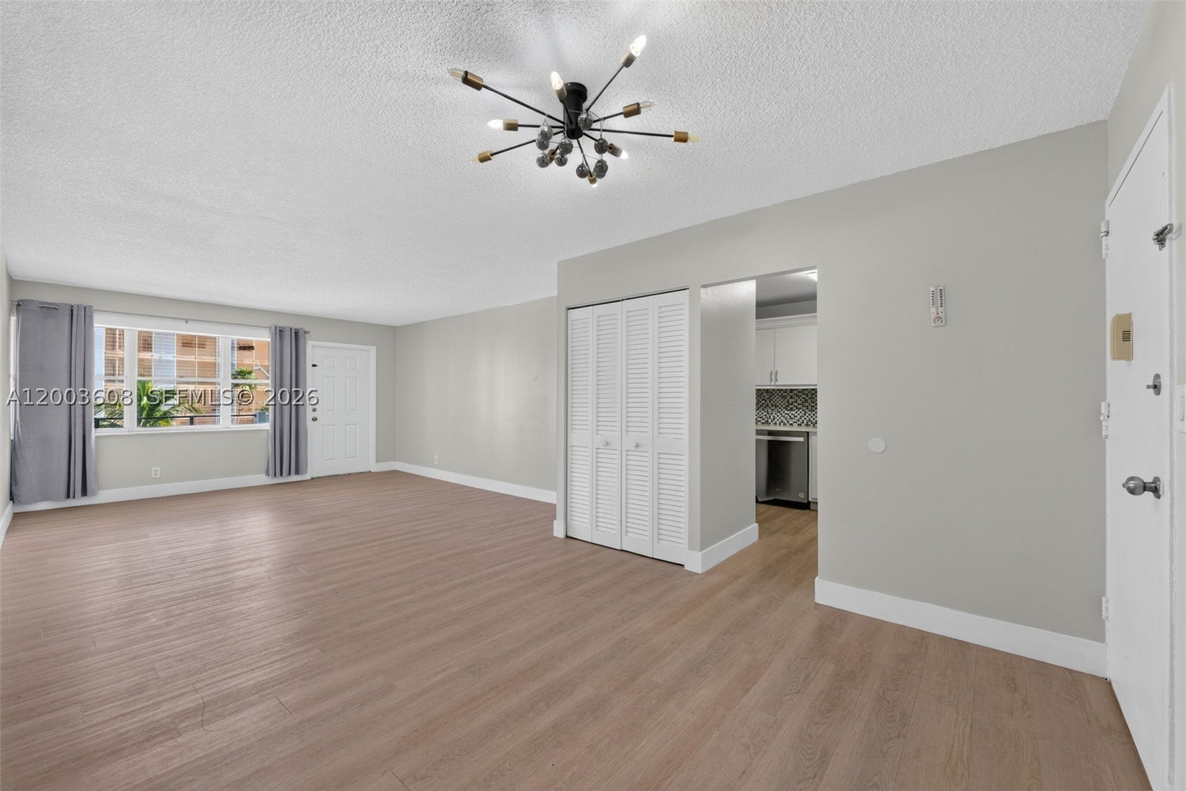 401 Golden Isles Dr 303